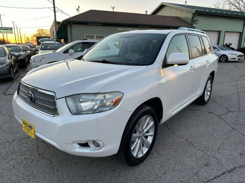 2008 Toyota Highlander Hybrid for sale at ASHLAND AUTO SALES in Columbia MO
