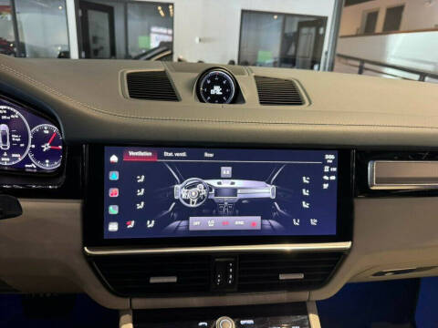 2023 Porsche Cayenne