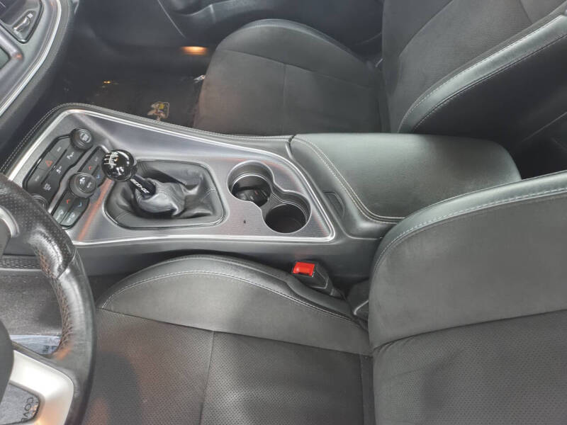 2016 Dodge Challenger R/T Scat Pack
