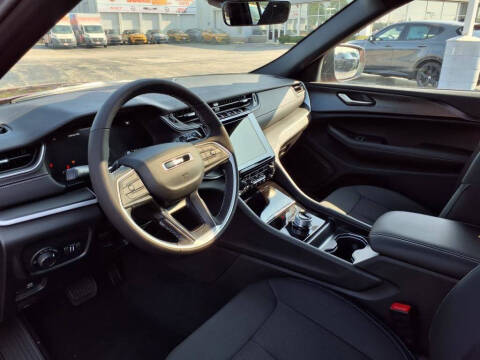 2025 Jeep Grand Cherokee L Laredo X