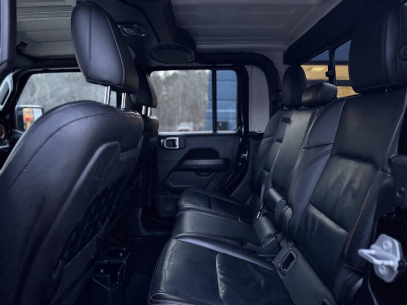 2021 Jeep Gladiator Mojave