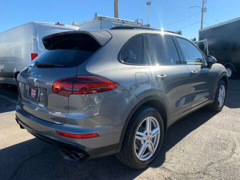 2017 Porsche Cayenne S