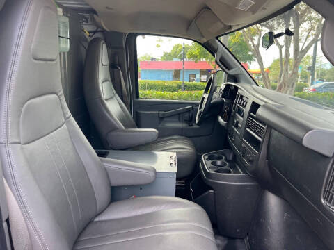 2016 Chevrolet Express 2500