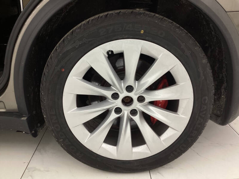 2016 Tesla Model X P90D