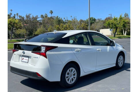 2019 Toyota Prius LE