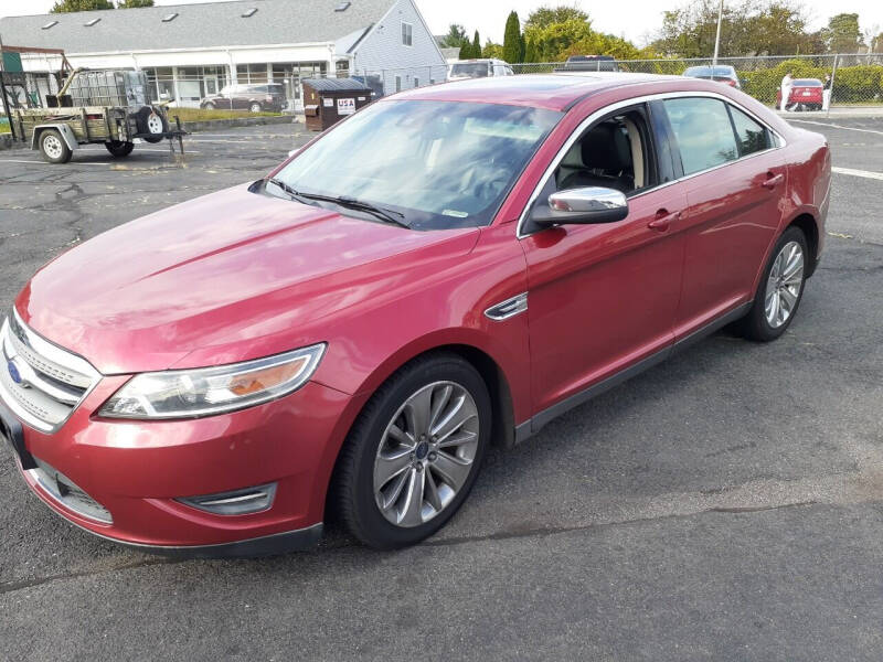 2010 Ford Taurus for sale at Deluxe Auto Sales Inc in Ludlow MA