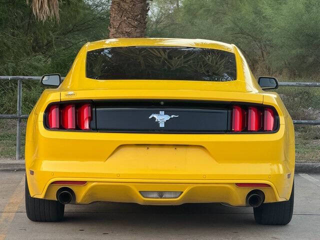 2017 Ford Mustang V6