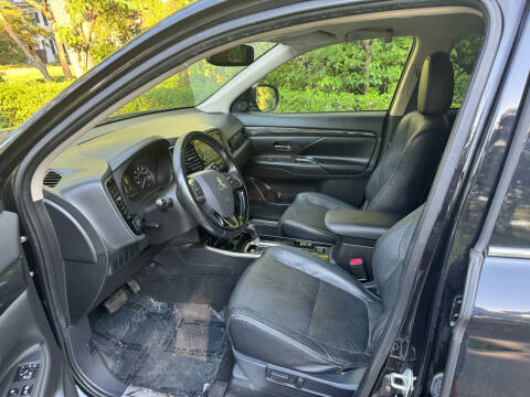 2017 Mitsubishi Outlander SE