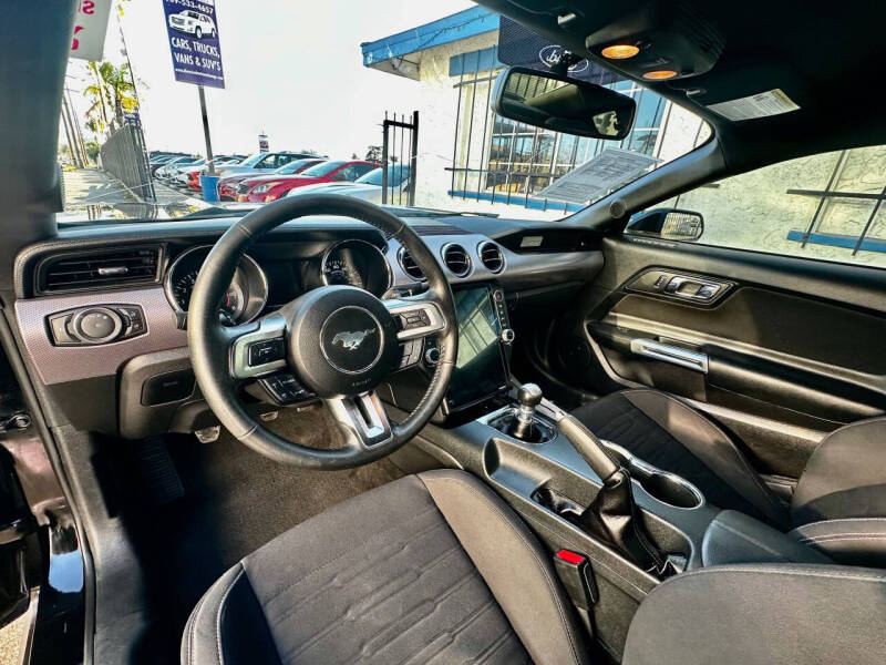 2017 Ford Mustang