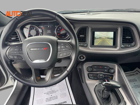 2023 Dodge Challenger SXT