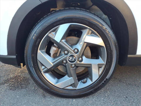 2023 Hyundai Venue SEL