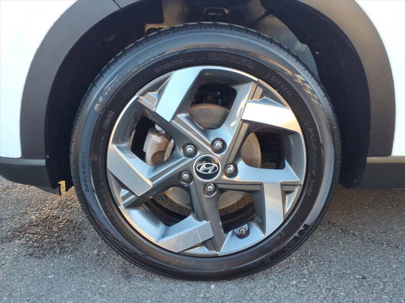 2023 Hyundai Venue SEL