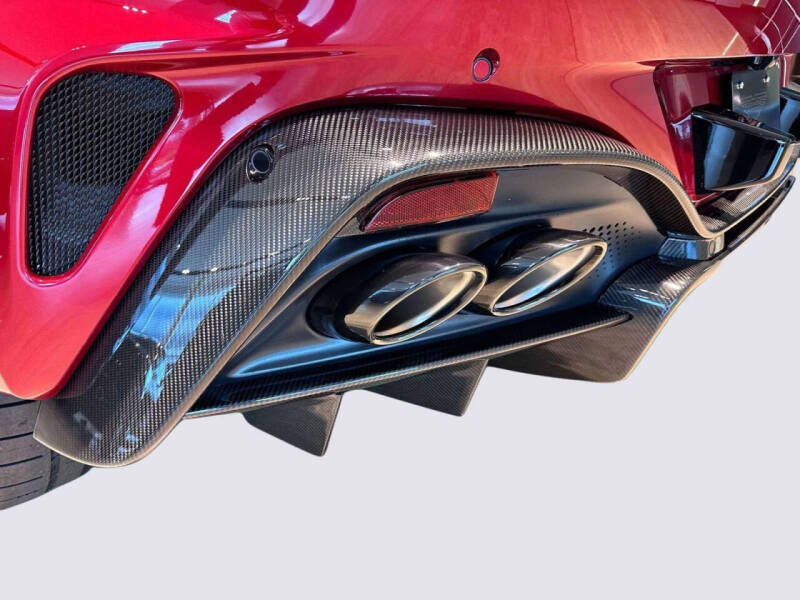 2025 Aston Martin Vantage