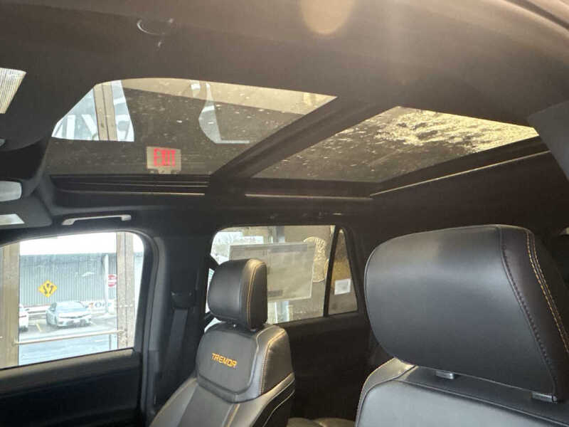 2025 Ford Expedition Tremor