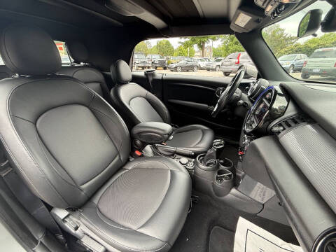 2019 MINI Convertible Cooper