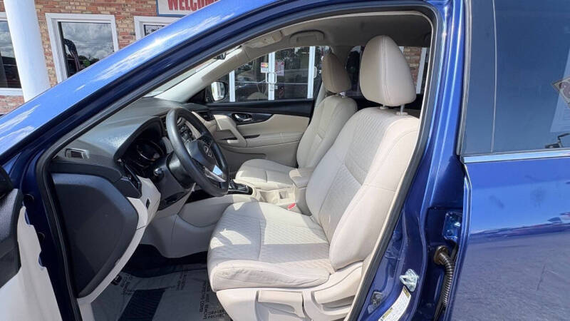 2017 Nissan Rogue S