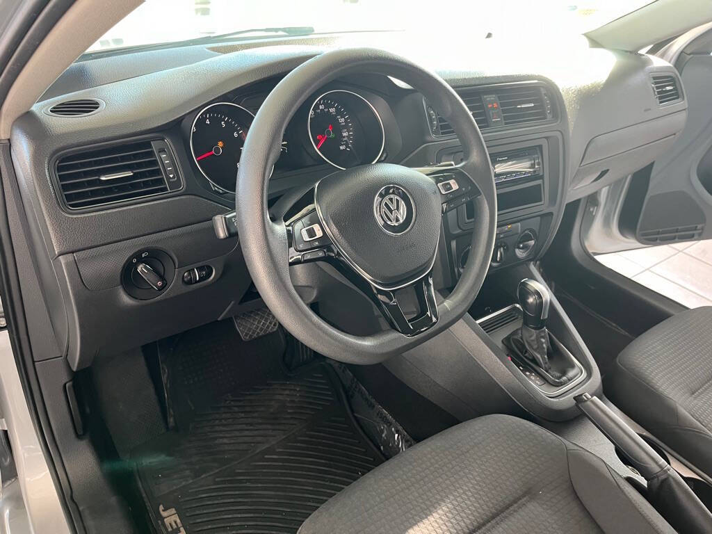 2015 Volkswagen Jetta for sale at Auto Haus Imports in Grand Prairie, TX