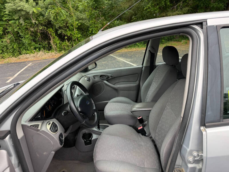 2004 Ford Focus ZX5