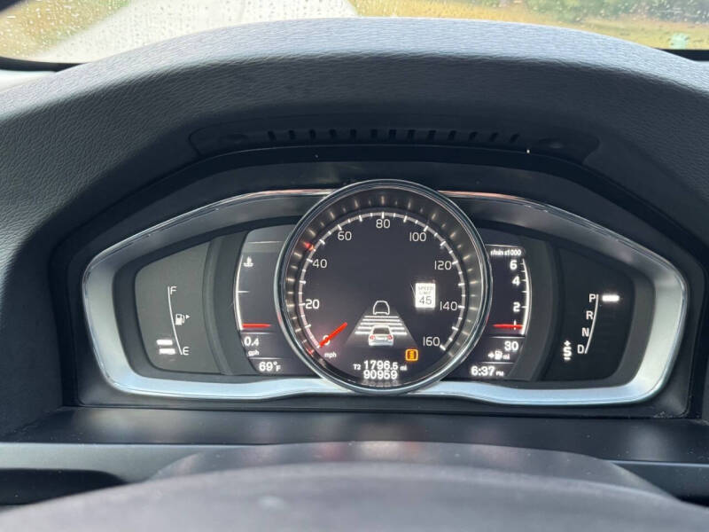 2018 Volvo S60 T5 Inscription Platinum