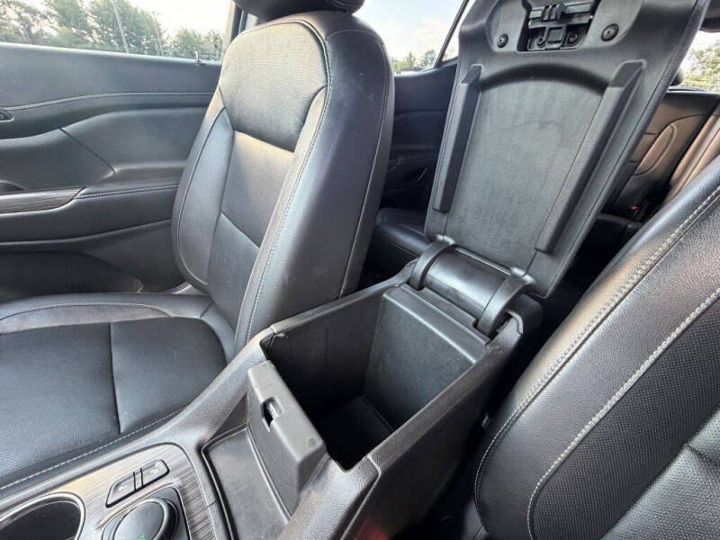 2020 GMC Acadia SLT