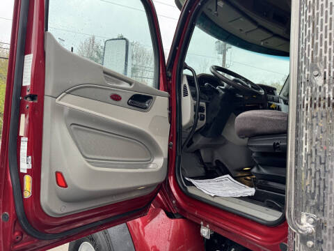 2021 Peterbilt 567