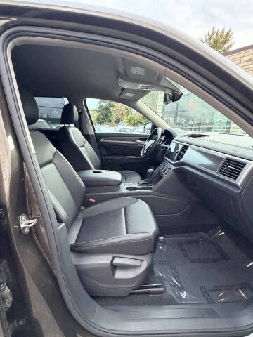 2019 Volkswagen Atlas V6 SE