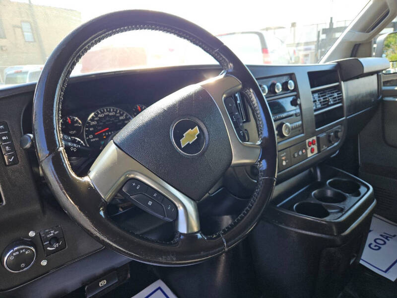 2016 Chevrolet Express 2500