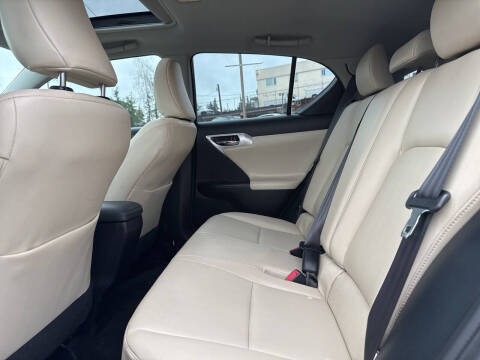 2011 Lexus CT 200h Premium