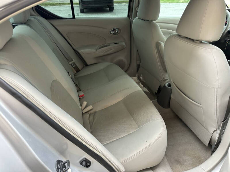 2014 Nissan Versa 1.6 SV