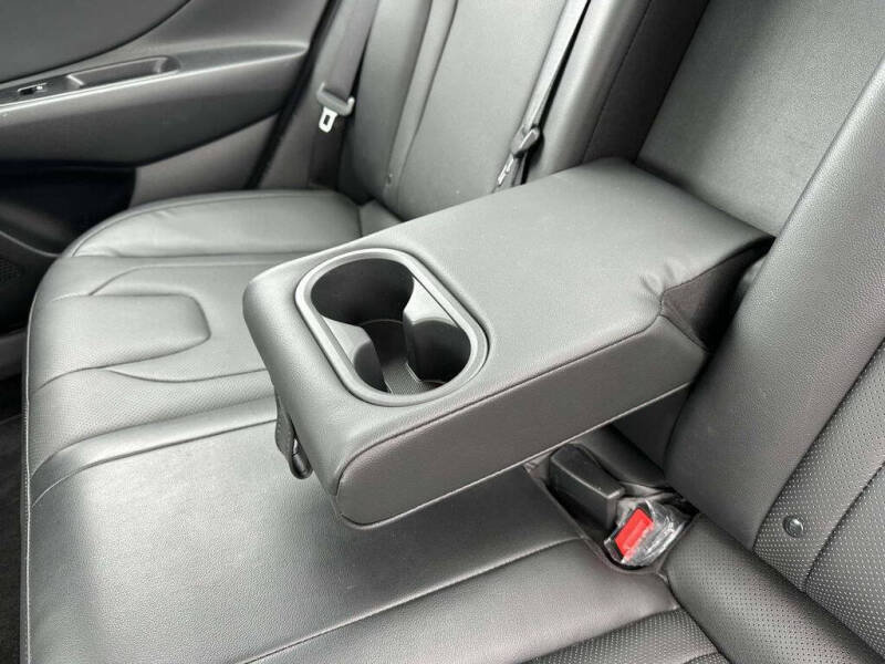 2023 Hyundai Elantra Hybrid Limited