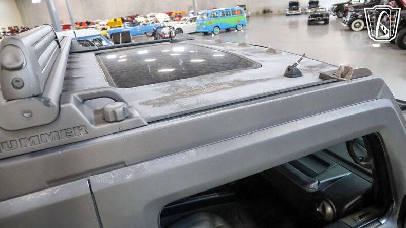 2003 HUMMER H2