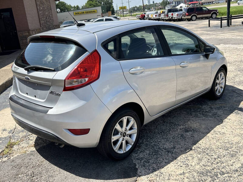 2012 Ford Fiesta SE