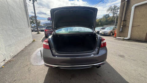 2017 Honda Accord EX-L w/Navi w/Honda Sensing