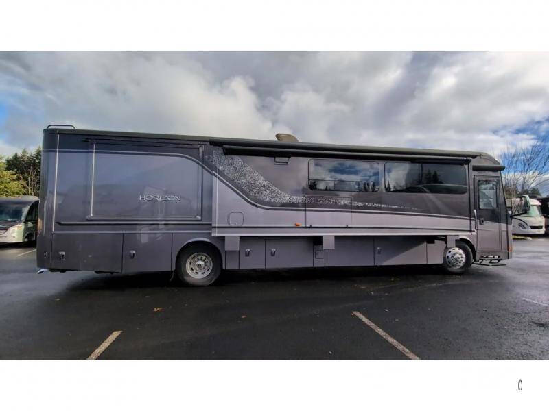 2018 Freightliner XCL Chassis