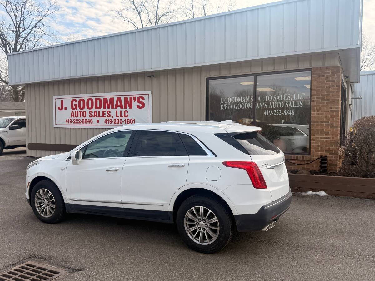 White 2018 Cadillac XT5 Luxury Luxury 4dr SUV 1