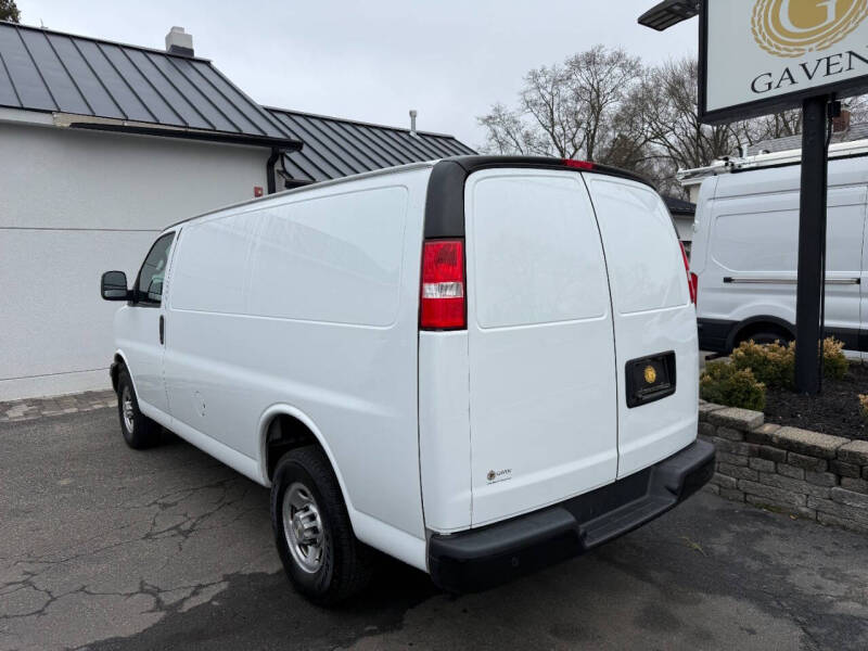2023 Chevrolet Express 2500