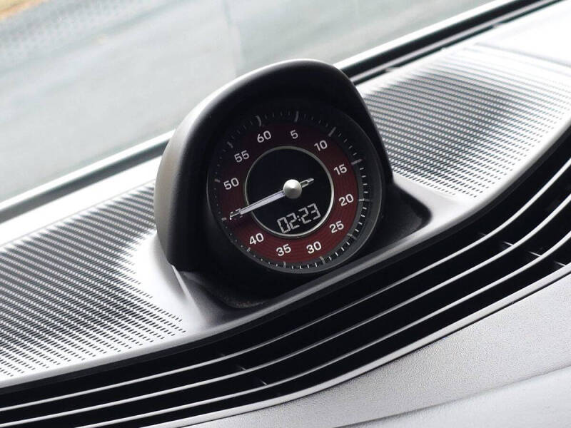 2020 Porsche Taycan Turbo