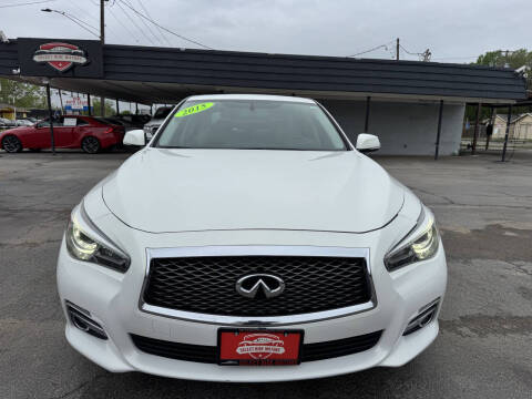 2015 Infiniti Q50