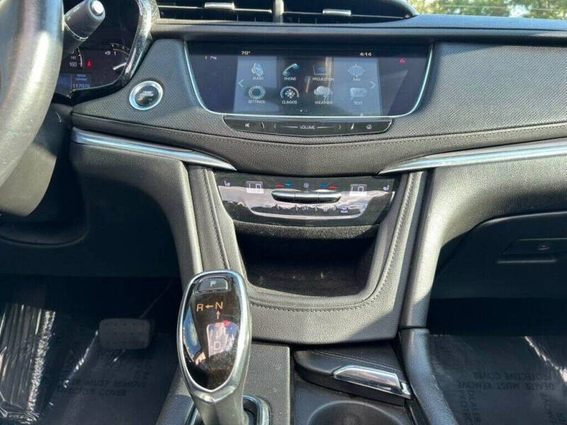 2017 Cadillac XT5 Luxury