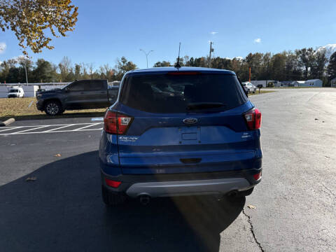 2019 Ford Escape SE