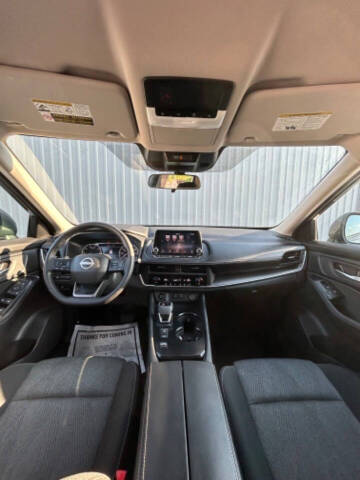 2025 Nissan Rogue SV