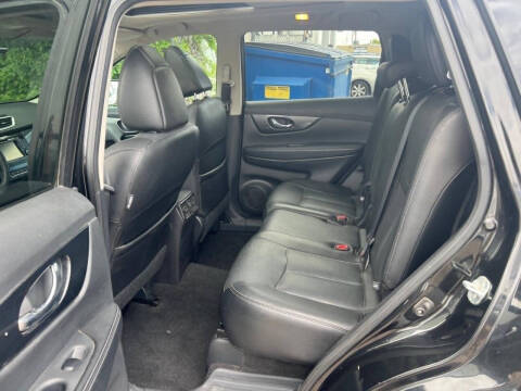 2016 Nissan Rogue SL