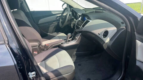 2013 Chevrolet Cruze LS Auto