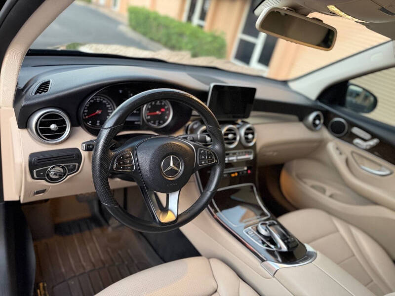 2016 Mercedes-Benz GLC GLC 300