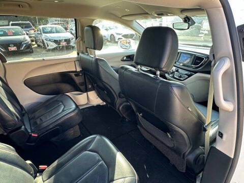 2019 Chrysler Pacifica Touring L