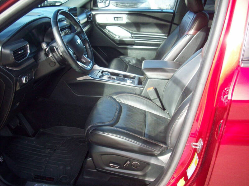 2020 Ford Explorer Platinum