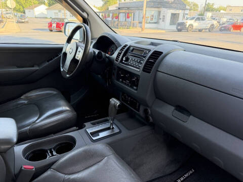 2005 Nissan Frontier LE