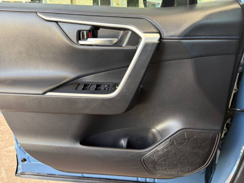 2022 Toyota RAV4 Hybrid XSE