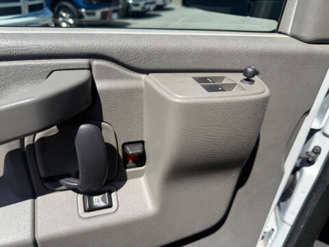 2020 Chevrolet Express 2500
