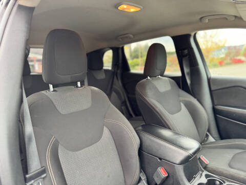 2017 Jeep Cherokee Latitude